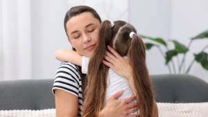 calin maman enfant